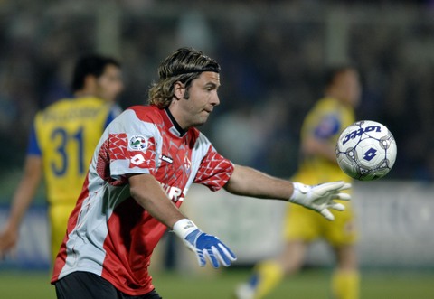 羽毛球赛事进入关键阶段